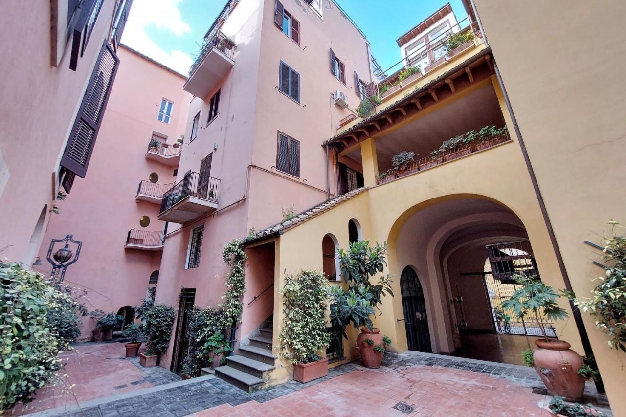 Апартаменты Luxury Di San Giacomo Рим Экстерьер фото